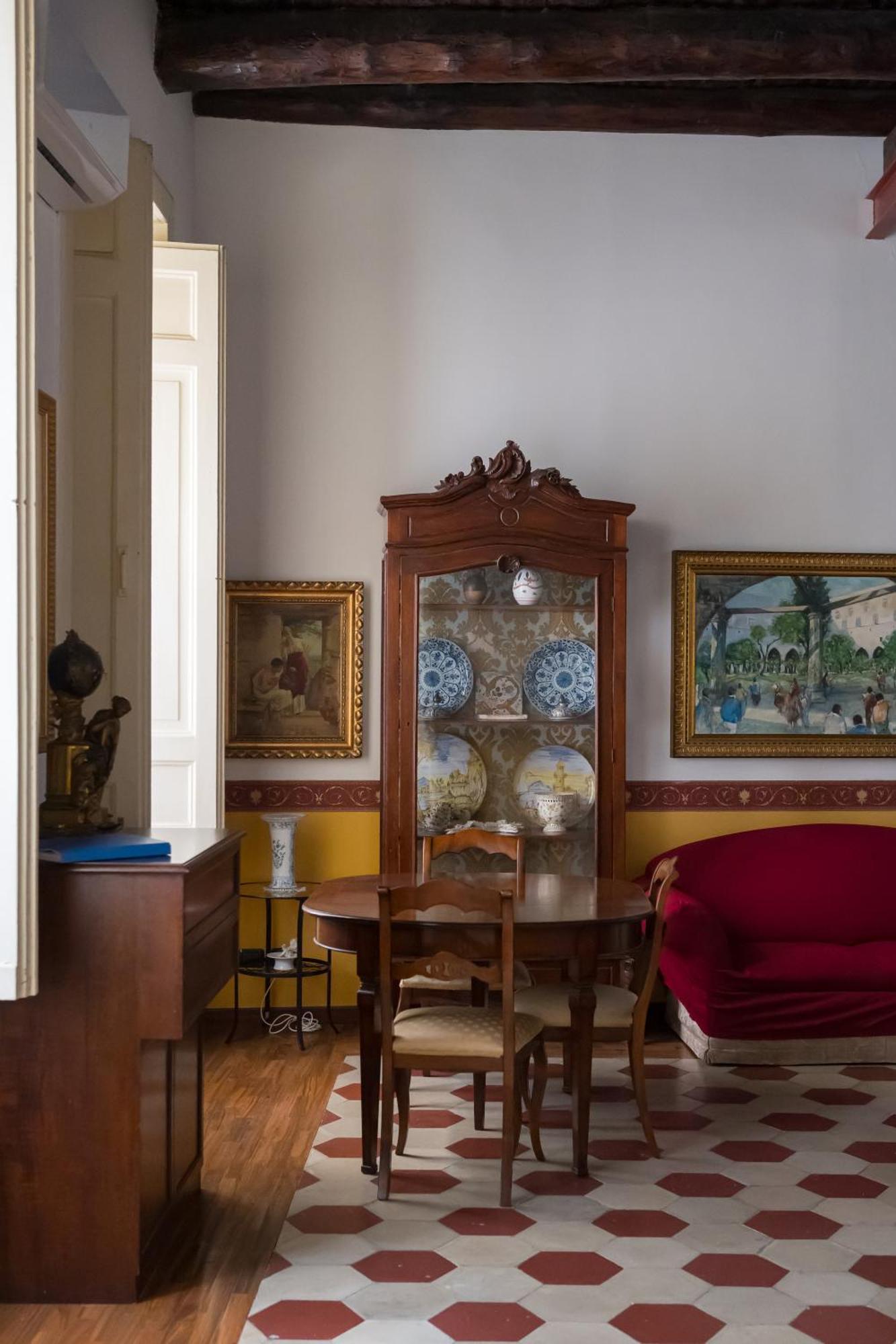 Appartement Regal Santa Chiara By Dimorra à Naples Extérieur photo