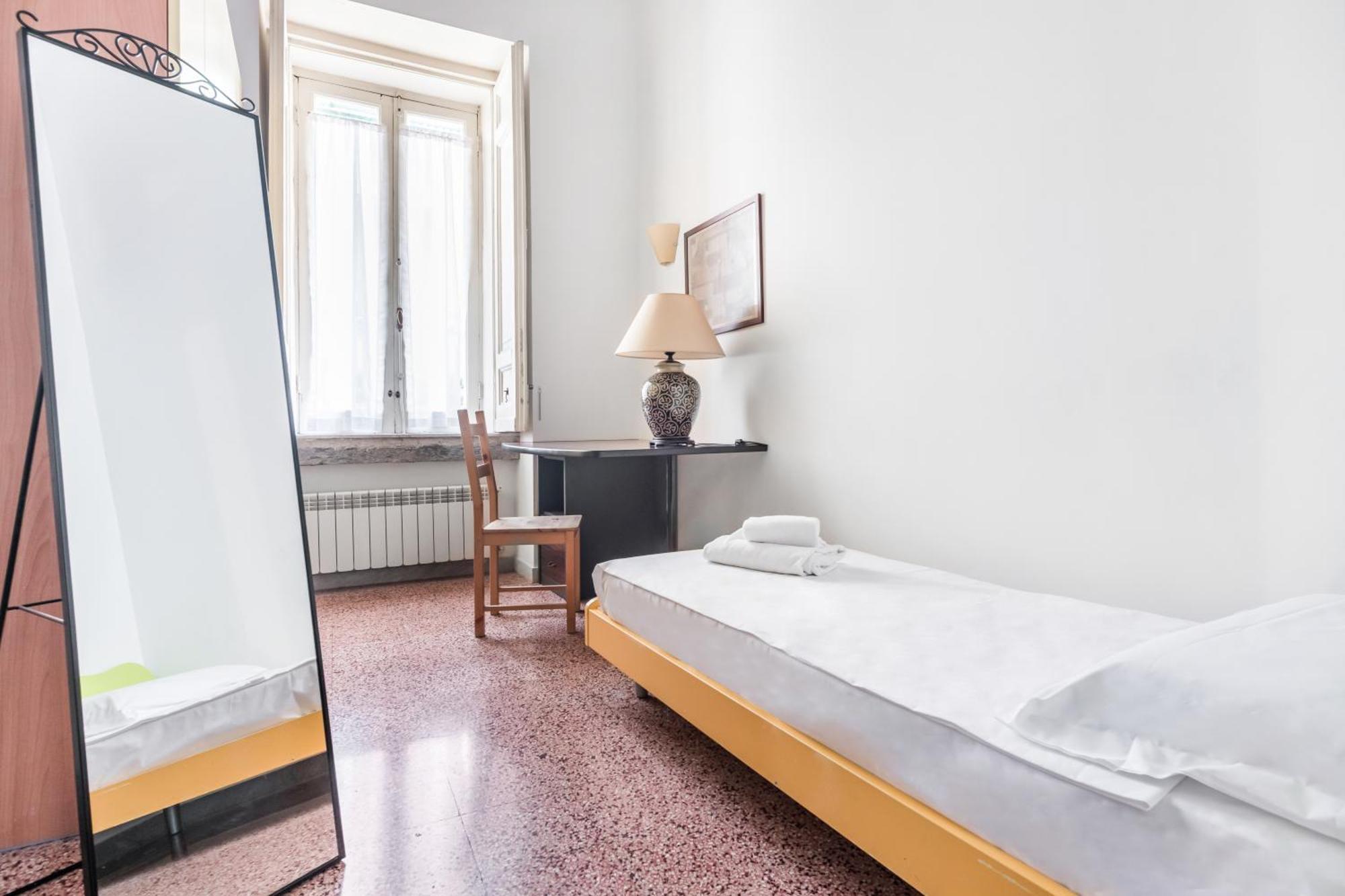 Appartement Regal Santa Chiara By Dimorra à Naples Extérieur photo