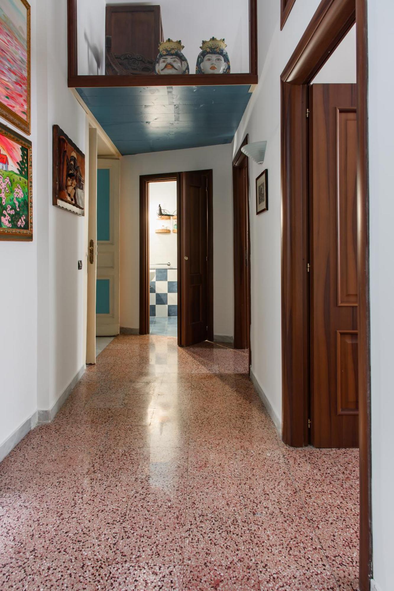 Appartement Regal Santa Chiara By Dimorra à Naples Extérieur photo