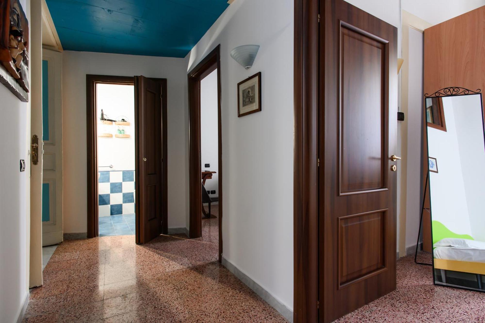 Appartement Regal Santa Chiara By Dimorra à Naples Extérieur photo
